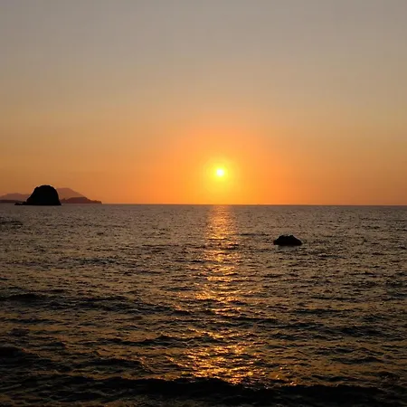 Milora Sunset アパートホテル