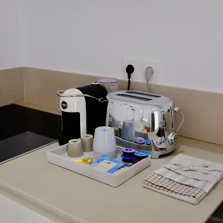 Milora Sunset 3* بولونيا