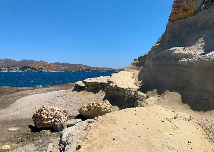 アパートホテル Milora Sunset 3*