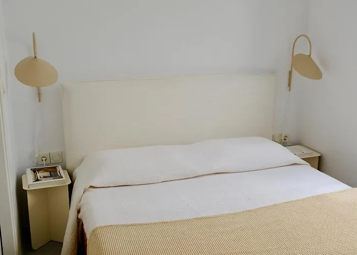 Milora Sunset アパートホテル 3*