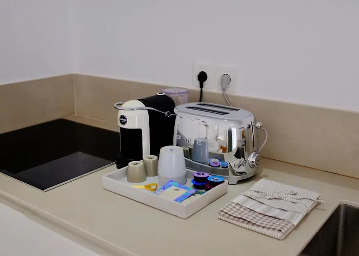 Milora Sunset 3* ポロニア