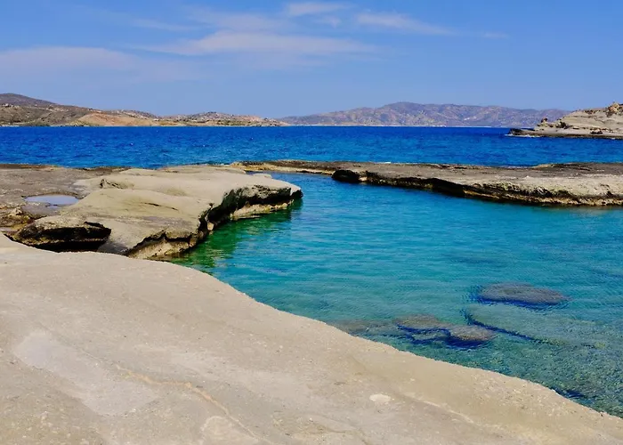 アパートホテル Milora Sunset 3*